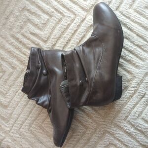 Brown boots